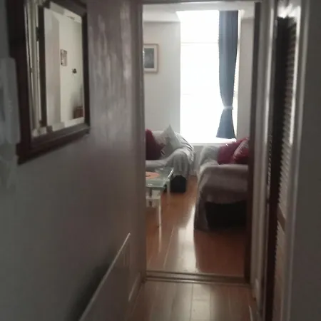 Apartment Frankfort Court *