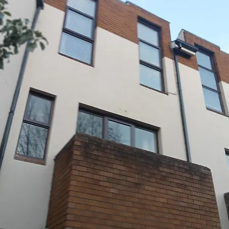 Frankfort Court